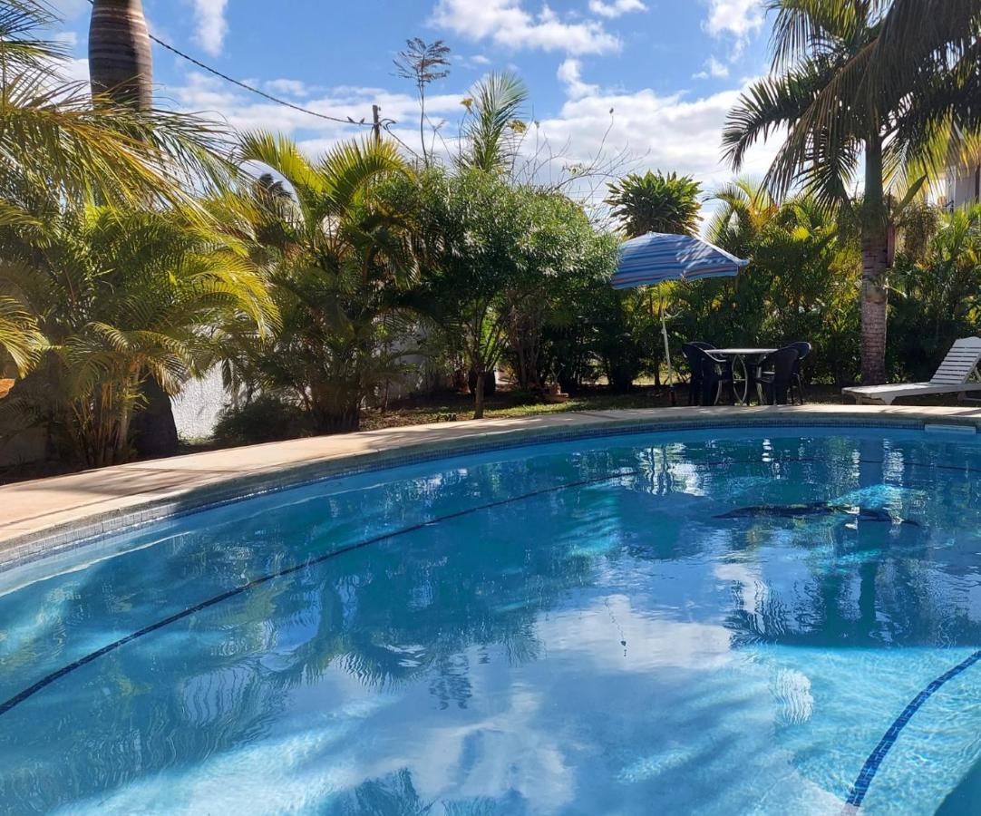 Tropical Palms Apartment Mauritius Pointe aux Canonniers Exterior photo