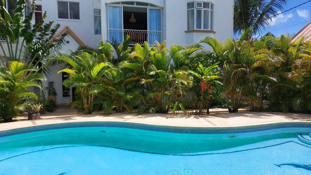 Tropical Palms Apartment Mauritius Pointe aux Canonniers Exterior photo